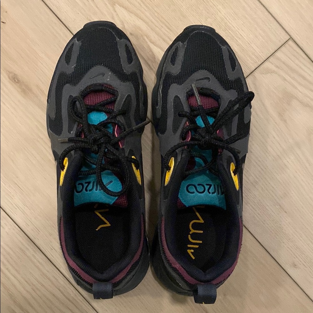 Nike Women’s Air Max 200